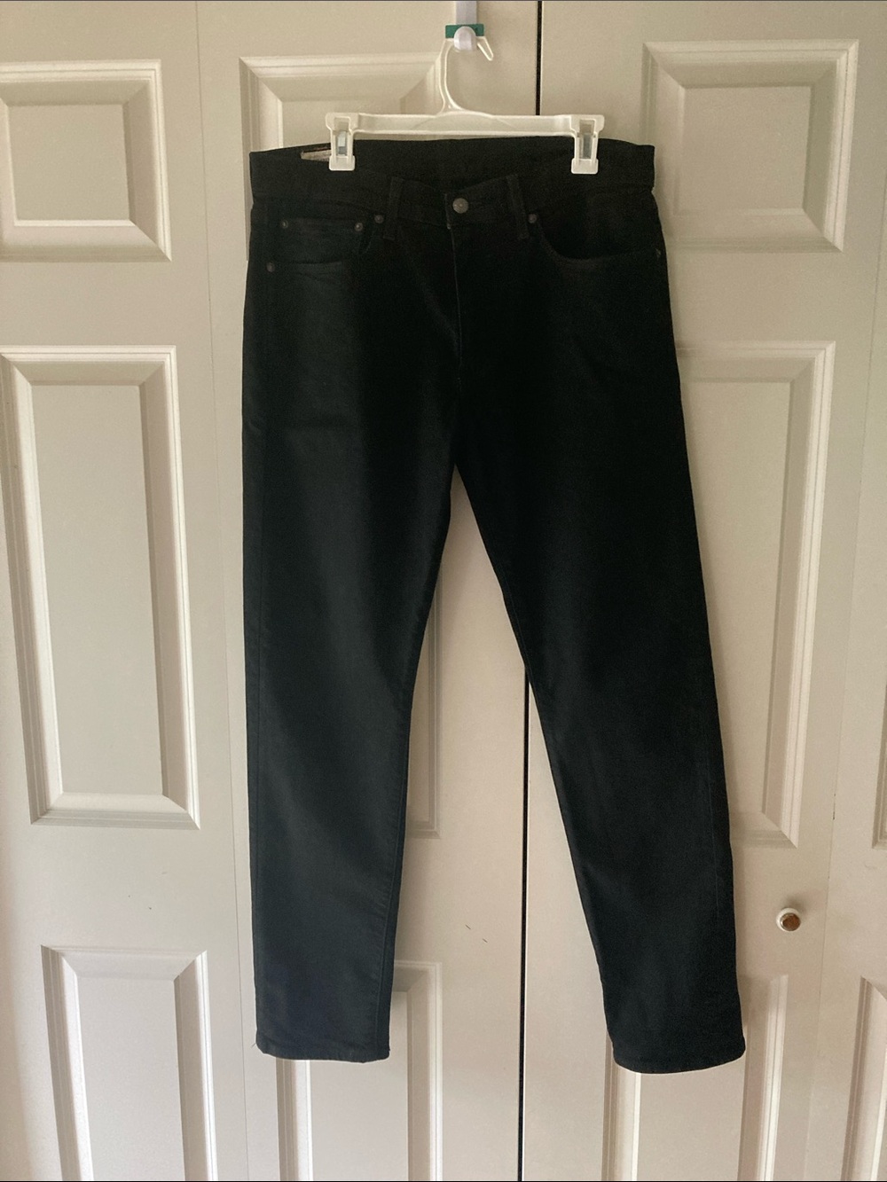 Levi’s Premium 502 Big E black denim  men’s W34 L34 straight leg five pocket